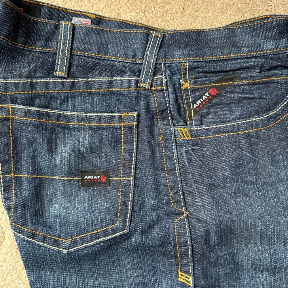 Ariat Men's FR M3 Loose Blue Jeans - Picture 2 of 5